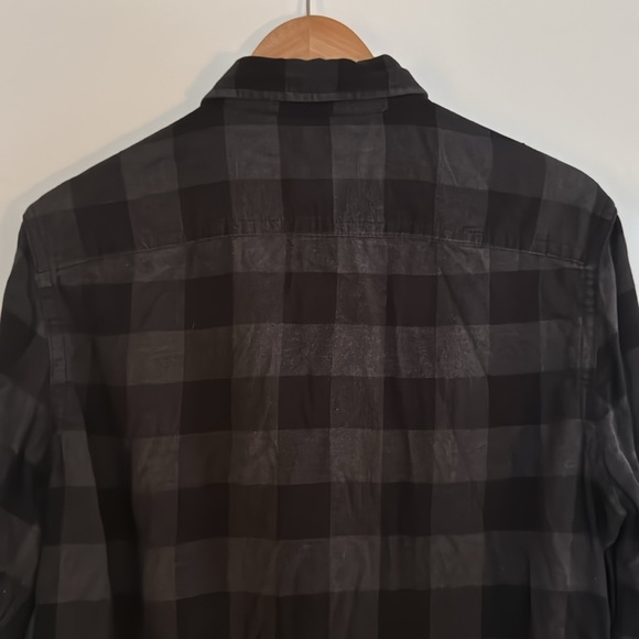 Vintage American Eagle Flannel black and grey, super soft. - Picture 6 of 9